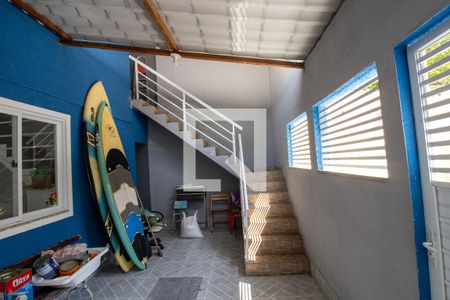 Casa de condomínio à venda com 198m², 4 quartos e 2 vagasVaranda/ quintal