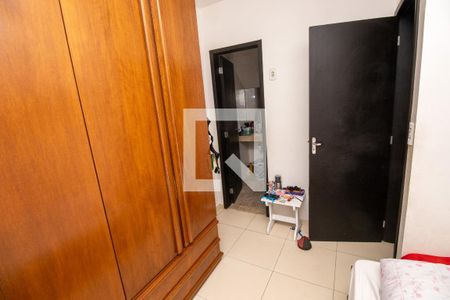 Casa de condomínio à venda com 198m², 4 quartos e 2 vagasSuíte 3
