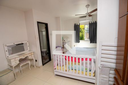 Casa de condomínio à venda com 198m², 4 quartos e 2 vagasSuíte 1