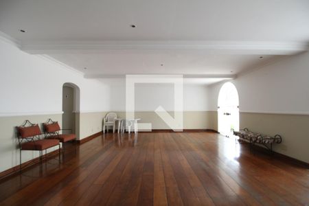 Apartamento à venda com 132m², 4 quartos e 2 vagasÁrea comum - Salão de festas