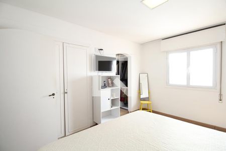 Apartamento à venda com 132m², 4 quartos e 2 vagasSuíte