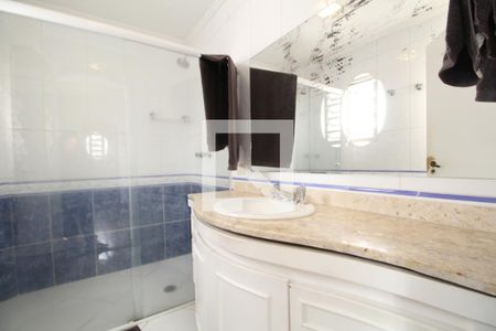 Apartamento à venda com 132m², 4 quartos e 2 vagasBanheiro suíte