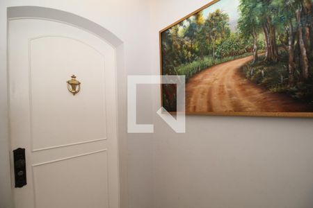 Apartamento à venda com 132m², 4 quartos e 2 vagasHall social