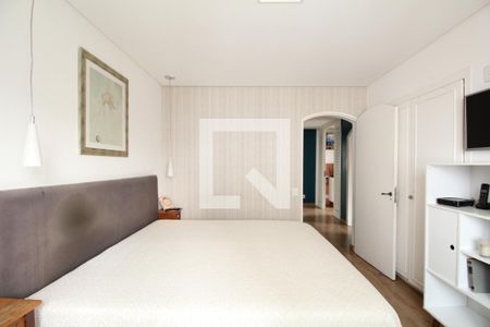 Apartamento à venda com 132m², 4 quartos e 2 vagasSuíte