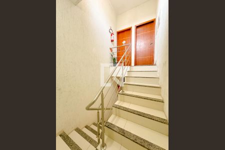 Apartamento para alugar com 130m², 3 quartos e 2 vagasEscada
