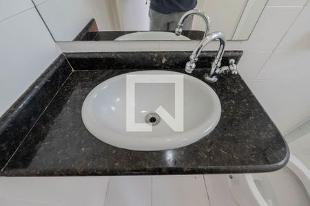 Banheiro de kitnet/studio para alugar com 1 quarto, 38m² em Consolação, São Paulo
