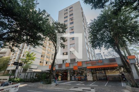 Studio para alugar com 38m², 1 quarto e sem vaga Studio para alugar com 38m², 1 quarto e sem vagaFachada