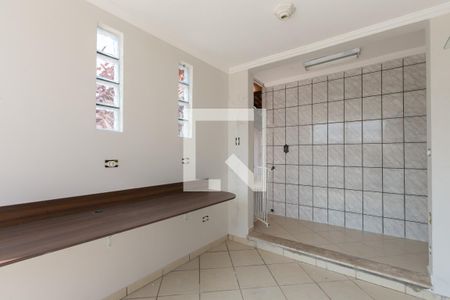 Casa para alugar com 170m², 2 quartos e 1 vaga Casa para alugar com 170m², 2 quartos e 1 vagaEscritório