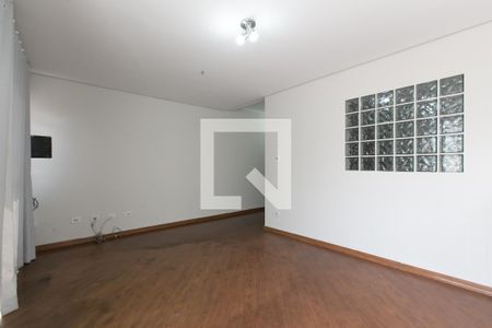 Sala de casa para alugar com 2 quartos, 170m² em Jardim Helian, São Paulo