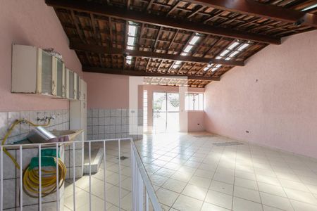 Casa para alugar com 170m², 2 quartos e 1 vaga Casa para alugar com 170m², 2 quartos e 1 vagaÁrea de Serviço