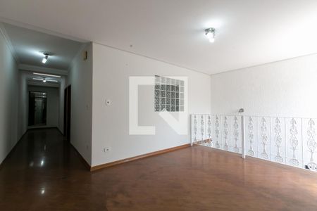 Sala de casa para alugar com 2 quartos, 170m² em Jardim Helian, São Paulo