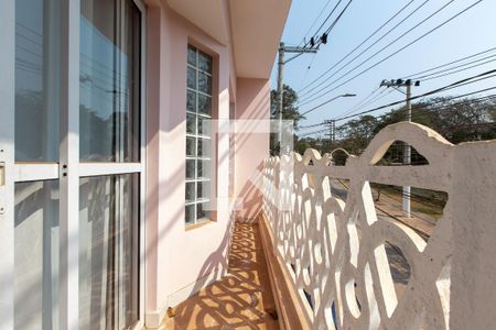 Varanda da Sala de casa para alugar com 2 quartos, 170m² em Jardim Helian, São Paulo