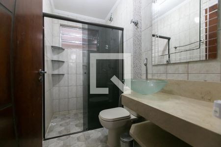 Casa para alugar com 170m², 2 quartos e 1 vaga Casa para alugar com 170m², 2 quartos e 1 vagaBanheiro 1
