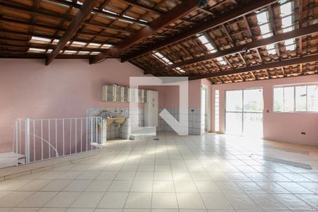 Casa para alugar com 170m², 2 quartos e 1 vaga Casa para alugar com 170m², 2 quartos e 1 vagaÁrea de Serviço