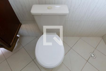 Casa para alugar com 170m², 2 quartos e 1 vaga Casa para alugar com 170m², 2 quartos e 1 vagaDetalhe banheiro 2