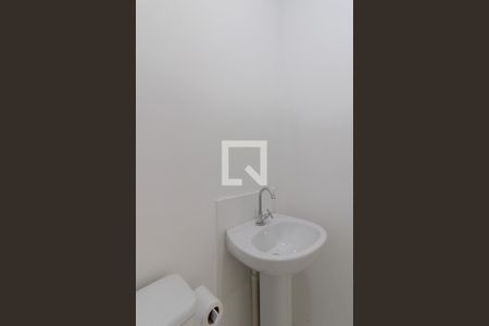 Apartamento para alugar com 44m², 2 quartos e 1 vaga Apartamento para alugar com 44m², 2 quartos e 1 vagaBanheiro