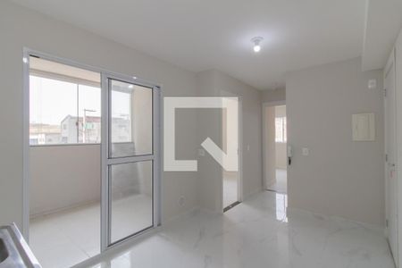 Apartamento para alugar com 44m², 2 quartos e 1 vaga Apartamento para alugar com 44m², 2 quartos e 1 vagaSala / Cozinha