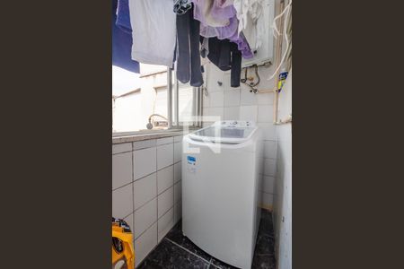 Apartamento à venda com 64m², 2 quartos e sem vaga Apartamento à venda com 64m², 2 quartos e sem vagaÁrea de Serviço