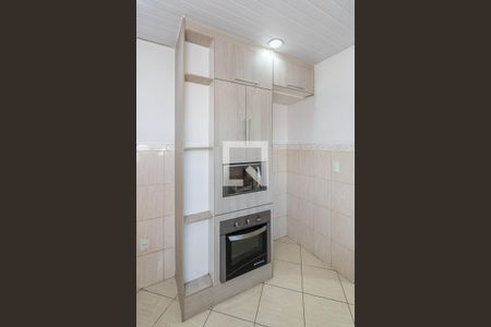 Casa para alugar com 77m², 2 quartos e sem vaga Casa para alugar com 77m², 2 quartos e sem vagaCozinha - Armários