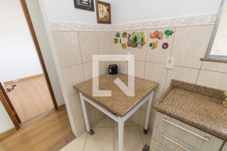Casa para alugar com 77m², 2 quartos e sem vaga Casa para alugar com 77m², 2 quartos e sem vagaCozinha - Mesa móvel