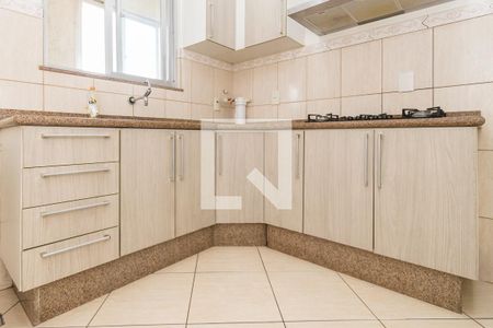 Casa para alugar com 77m², 2 quartos e sem vaga Casa para alugar com 77m², 2 quartos e sem vagaCozinha - Armários