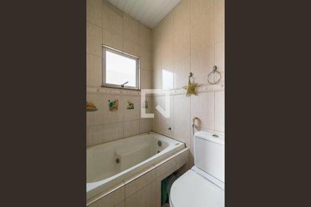 Casa para alugar com 77m², 2 quartos e sem vaga Casa para alugar com 77m², 2 quartos e sem vagaBanheiro da Suíte