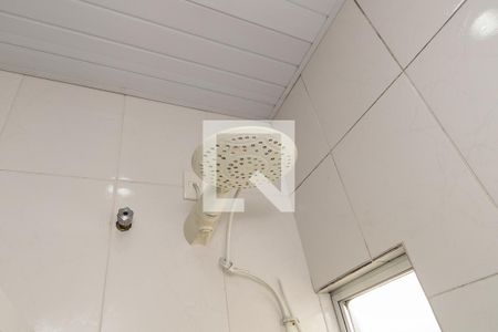 Casa para alugar com 77m², 2 quartos e sem vaga Casa para alugar com 77m², 2 quartos e sem vagaBanheiro Social