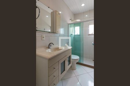 Casa para alugar com 77m², 2 quartos e sem vaga Casa para alugar com 77m², 2 quartos e sem vagaBanheiro Social