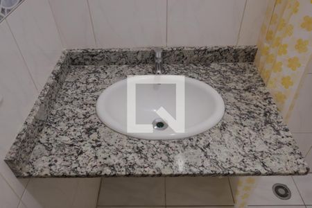 Casa à venda com 106m², 3 quartos e 2 vagasBanheiro Social