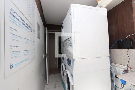 Apartamento à venda com 37m², 1 quarto e sem vagaÁrea comum - Lavanderia coletiva