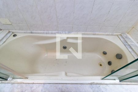 Apartamento à venda com 135m², 3 quartos e 1 vagaBanheiro Suite