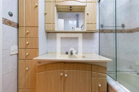 Apartamento à venda com 135m², 3 quartos e 1 vagaBanheiro Suite