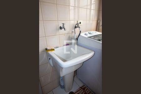 Apartamento à venda com 54m², 2 quartos e 1 vaga Apartamento à venda com 54m², 2 quartos e 1 vagaÁrea de Serviço