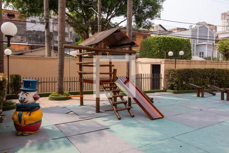 Apartamento à venda com 54m², 2 quartos e 1 vaga Apartamento à venda com 54m², 2 quartos e 1 vagaÁrea comum - Playground