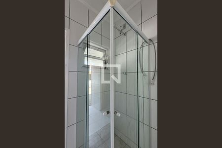 Banheiro de casa para alugar com 1 quarto, 60m² em Parque Capuava, Santo André