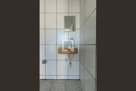 Banheiro de casa para alugar com 1 quarto, 60m² em Parque Capuava, Santo André