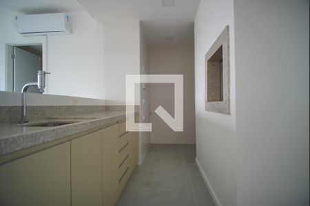 Cozinha de kitnet/studio à venda com 1 quarto, 43m² em Petrópolis, Porto Alegre
