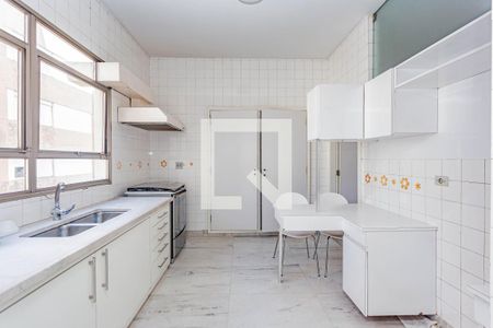 Apartamento à venda com 270m², 3 quartos e 2 vagas