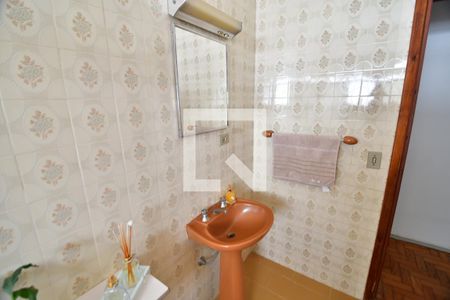 Casa à venda com 273m², 4 quartos e 2 vagasBanheiro