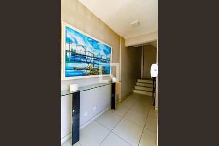 Apartamento para alugar com 60m², 2 quartos e 1 vaga Apartamento para alugar com 60m², 2 quartos e 1 vagaHall de entrada