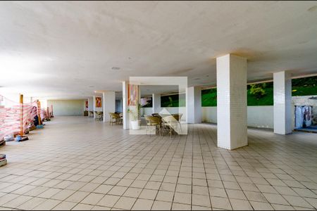 Apartamento para alugar com 60m², 2 quartos e 1 vaga Apartamento para alugar com 60m², 2 quartos e 1 vagaÁrea comum - Playground