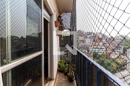 Apartamento à venda com 70m², 2 quartos e 1 vagaQuarto 1 Varanda