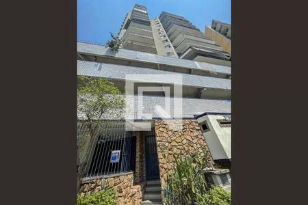 Apartamento à venda com 70m², 2 quartos e 1 vagaFachada