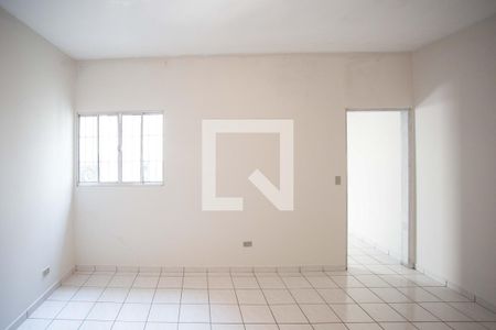 Casa à venda com 167m², 3 quartos e 2 vagas Casa à venda com 167m², 3 quartos e 2 vagasSala Casa 2