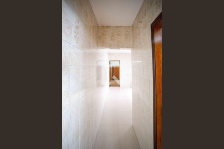 Casa à venda com 167m², 3 quartos e 2 vagas Casa à venda com 167m², 3 quartos e 2 vagasCorredor