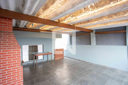 Casa à venda com 167m², 3 quartos e 2 vagas Casa à venda com 167m², 3 quartos e 2 vagasVaranda gourmet