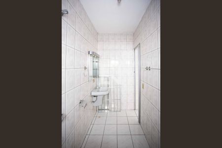 Casa à venda com 167m², 3 quartos e 2 vagas Casa à venda com 167m², 3 quartos e 2 vagasBanheiro 1 Casa 2