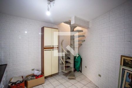 Casa à venda com 167m², 3 quartos e 2 vagas Casa à venda com 167m², 3 quartos e 2 vagasCozinha Casa 2