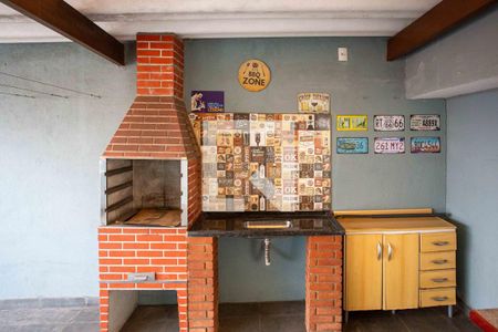 Casa à venda com 167m², 3 quartos e 2 vagas Casa à venda com 167m², 3 quartos e 2 vagasVaranda gourmet