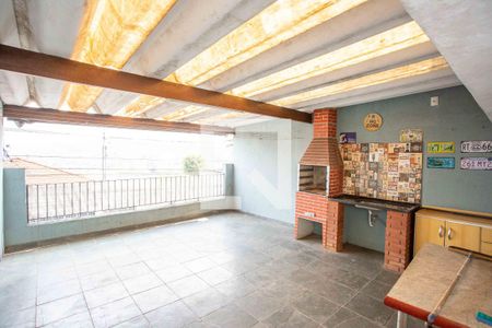 Casa à venda com 167m², 3 quartos e 2 vagas Casa à venda com 167m², 3 quartos e 2 vagasVaranda gourmet